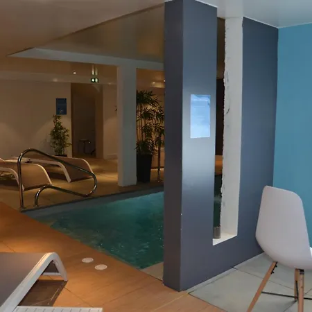 Et Les Cleunes Oléron Hotel 3*