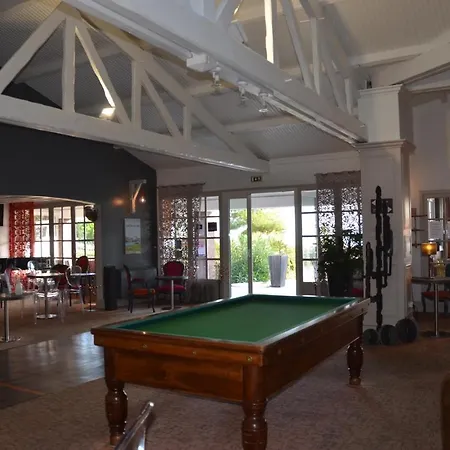 Et Les Cleunes Oleron Hotel 3*