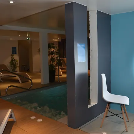 Et Les Cleunes Oleron Hotel 3*