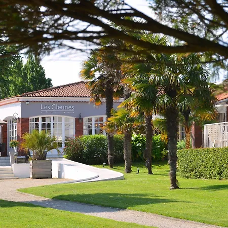 Et Les Cleunes Oleron Hotel 3*