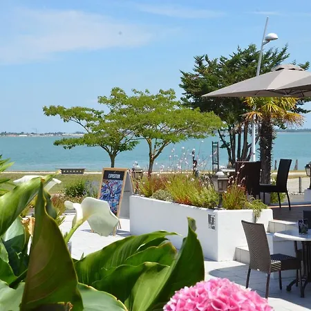 فندق Et Les Cleunes Oleron 3*