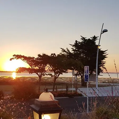 Отель Et Les Cleunes Oleron Сен-Трожан-ле-Бен